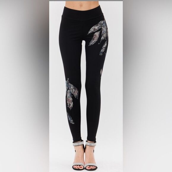 Vocal Feather Graphic Leggings - Picture 1 of 4